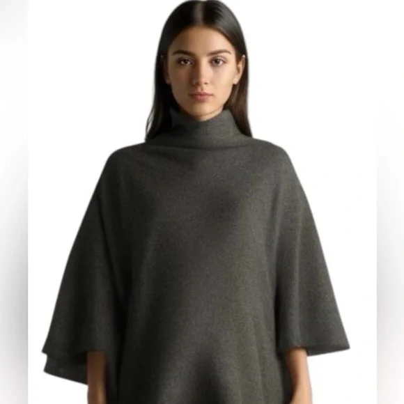 Hand knit NWT Grey Cashmere Poncho Sz M - Picture 1 of 9